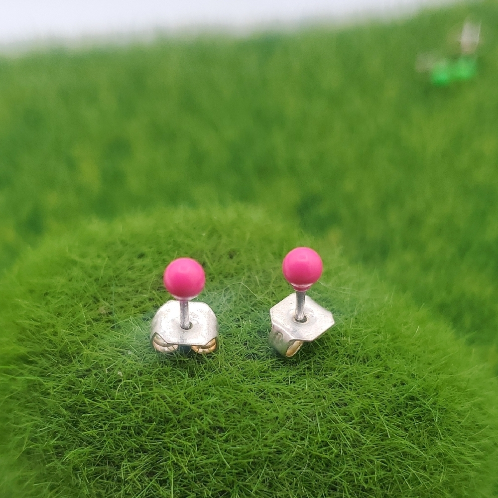 Hot Pink Stud Earrings E1031